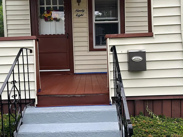 Putnam St — Photo 2