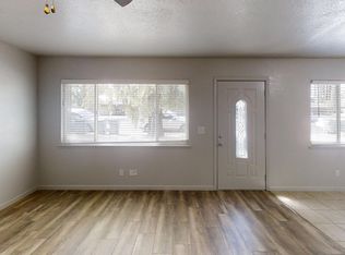 1127 Jefferson Ave, Clovis, CA 93612