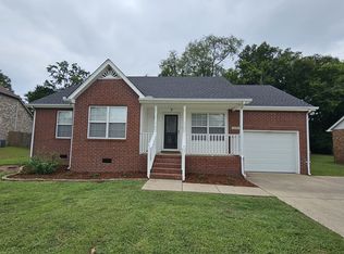 1310 Bolton Dr, Smyrna, TN 37167