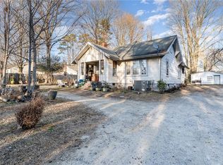 844 Cummins St, High Point, NC 27262