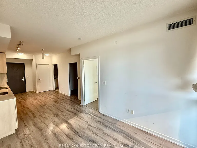 52 Forest Manor Rd #707 — Photo 6