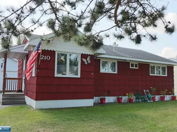 210 Wyandotte Rd, Hoyt Lakes, MN 55750