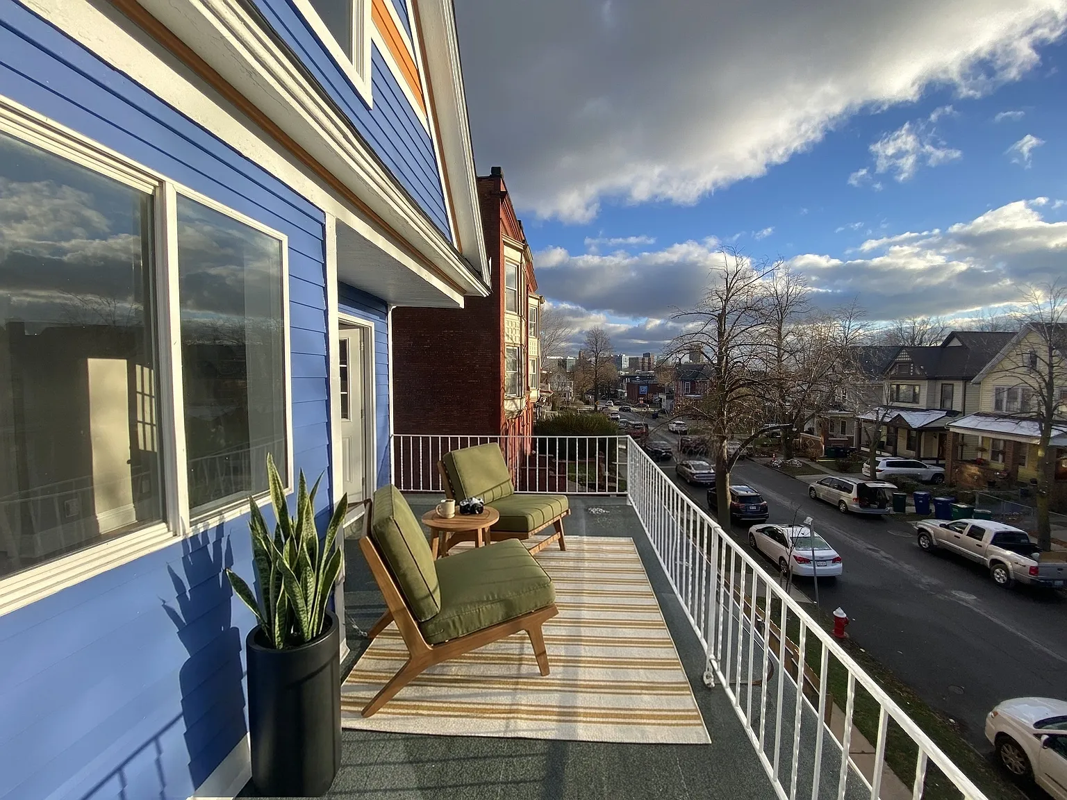 239 West — Photo 2
