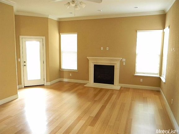 4th image of 1759 Camarena Way