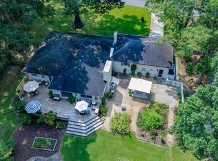 616 Greentree Dr, Virginia Beach, VA 23452