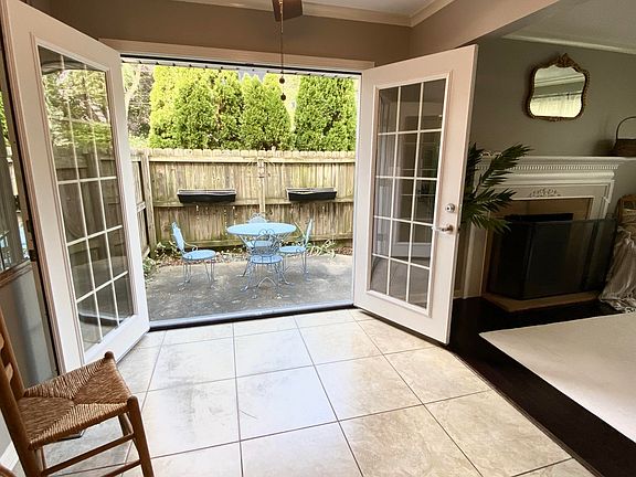 4th image of 2572 Cherrywood Ct