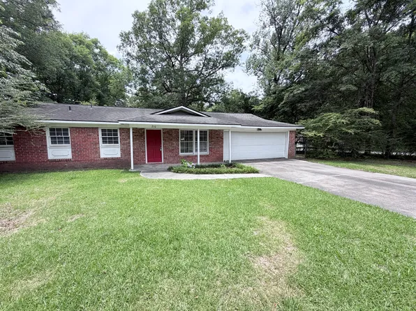 210 Elliott Dr, Ladson, SC 29456