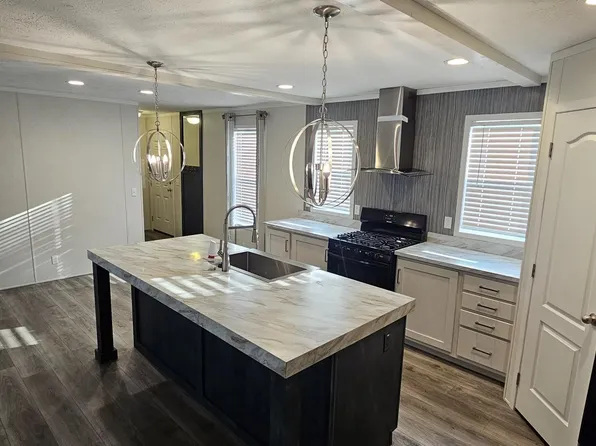 283 Mulberry #283, Belleville, MI 48111