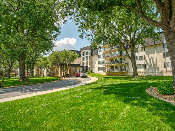 8750 Harrison Ave APT 113, Munster, IN 46321