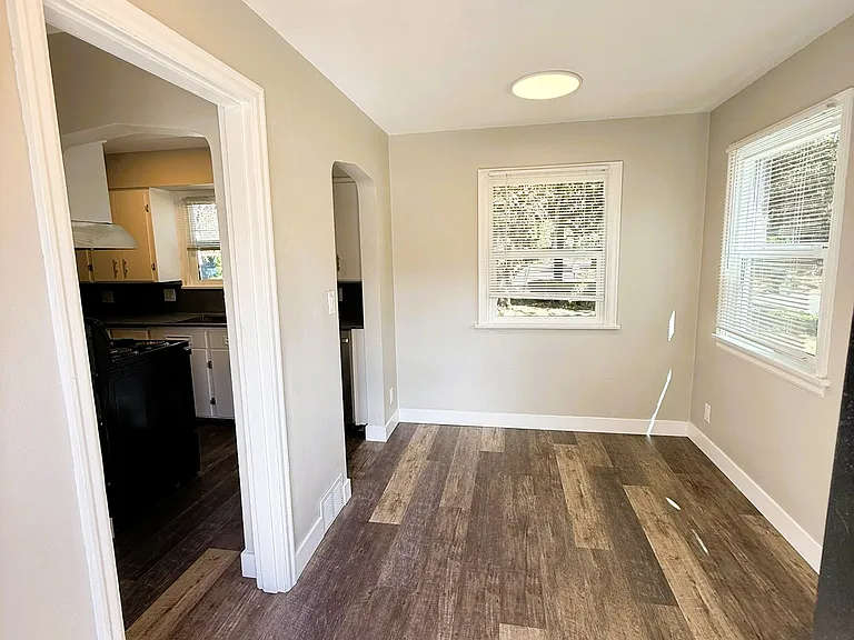 14402 Washington Ave SW #1 — Photo 5