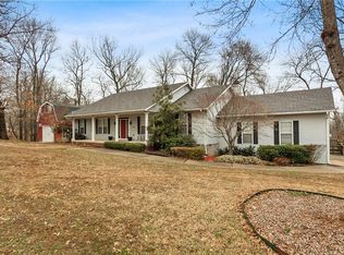 18161 Broadview Dr, Springdale, AR 72764