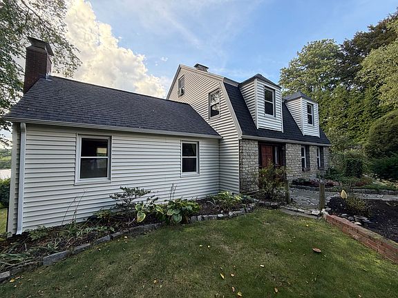 2nd image of 1281 Boston Rd