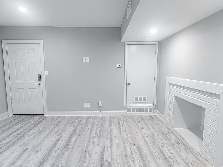 1207 E Armour Blvd — Photo 10