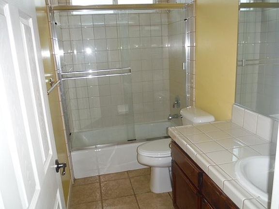 4th image of 10308 Dorsey Ct