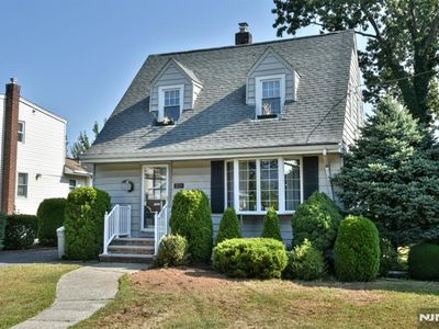 311 Harrison Ave, Hasbrouck Heights, NJ, 07604