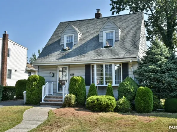 311 Harrison Ave, Hasbrouck Heights, NJ 07604