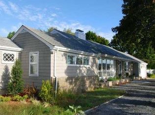 1741 Wampanoag Trl, Barrington, RI 02806