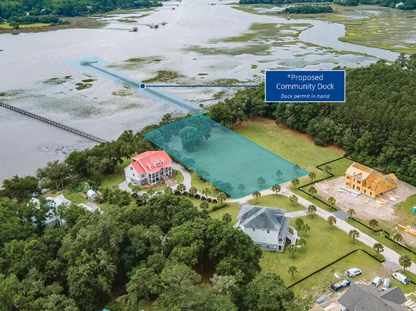 5652 Crystal Harbor Ln, Adams Run, SC 29449