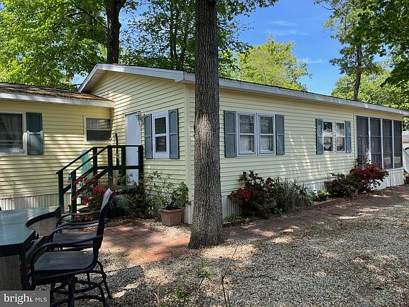 3rd image of 25786 Hallmark St #221
