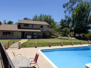14229-31 Calle De Vis, Valley Center, CA 92082
