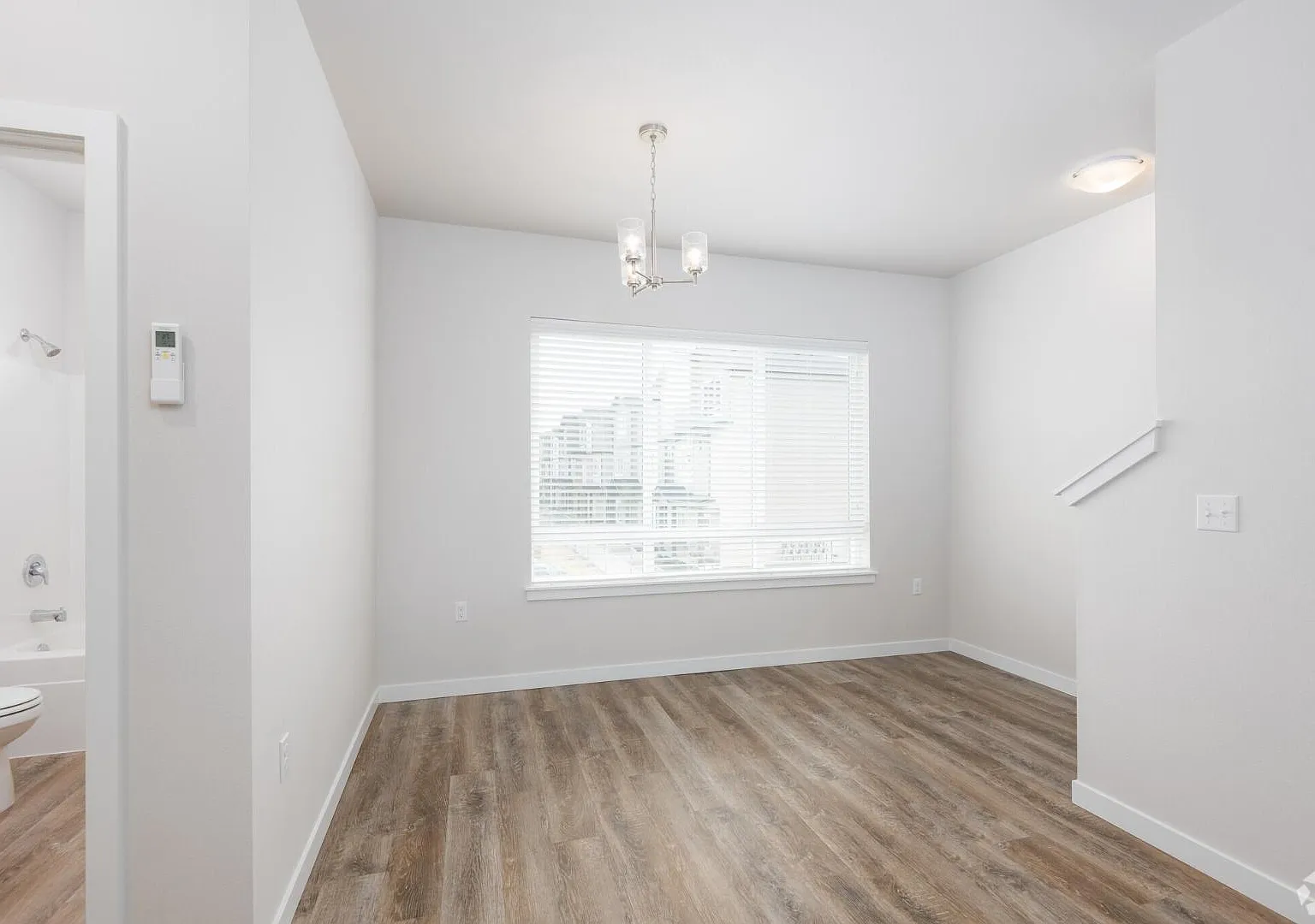 3704 Wardell LN SE — Photo 3