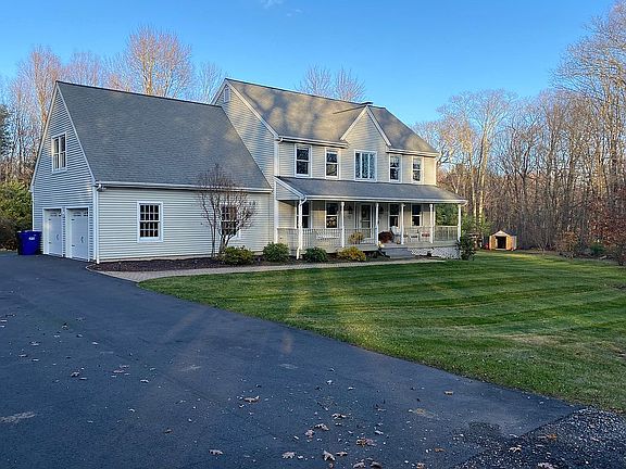 5th image of 32 Knollwood Dr