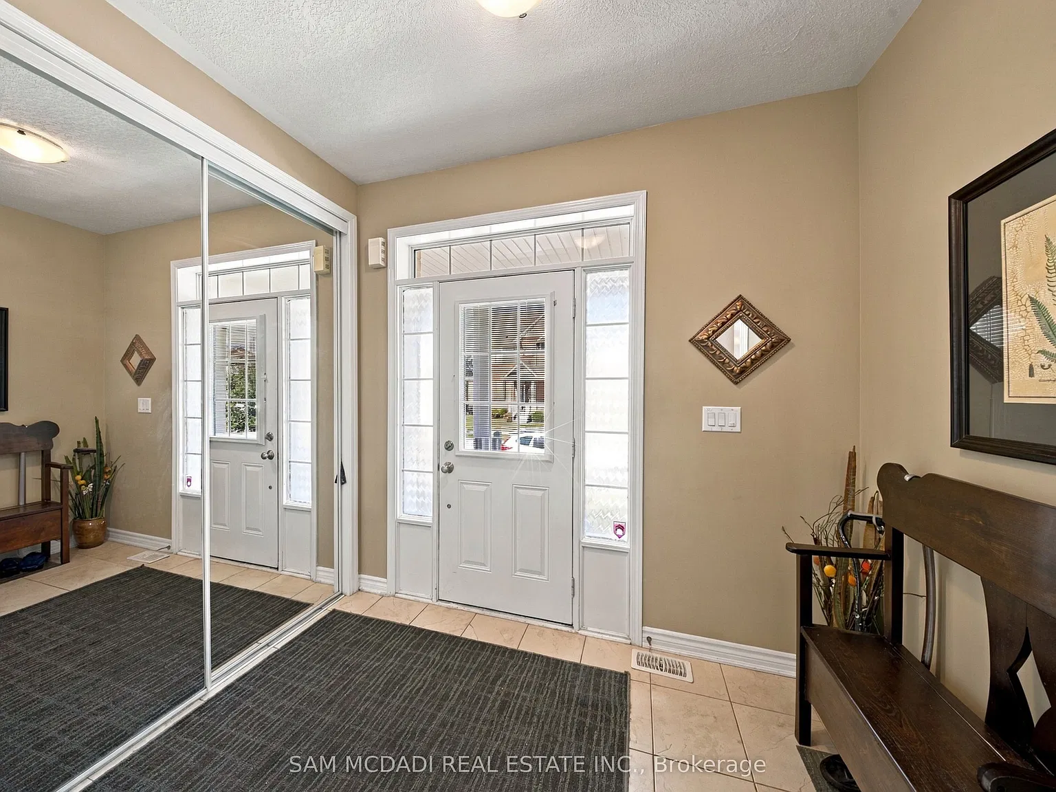 4 bed, $3,800 — Photo 3