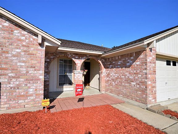 3rd image of 5523 Cunningham Dr