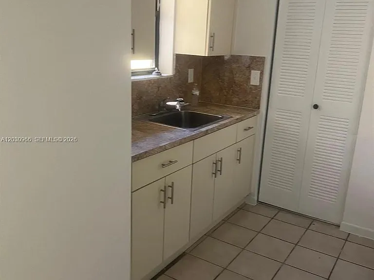 546 NW 114th Ave #202 — Photo 17
