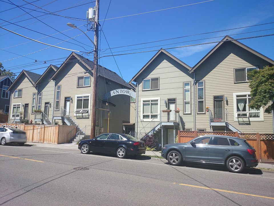 2nd image of 216B Boston St