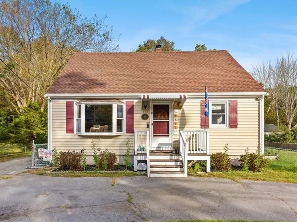 852 Burt St, Taunton, MA 02780