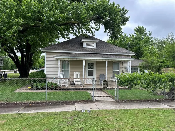 203 N State St, Jones, OK 73049