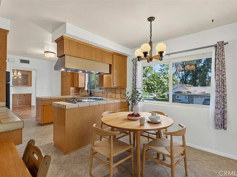 10401 Wystone Ave — Photo 20