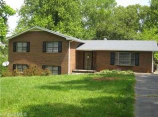 2543 Wallingford Rd, Winston Salem, NC 27101