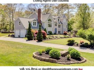 305 Country Hill Dr, Dighton, MA 02715