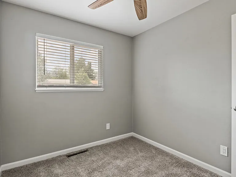 1409 Willshire Dr — Photo 12