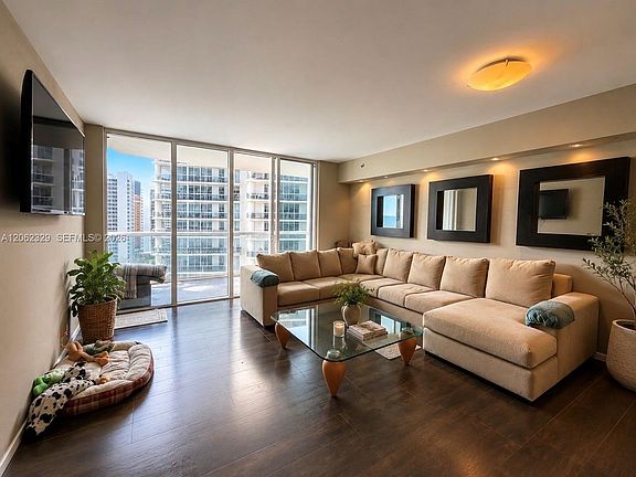 4th image of 1830 S Ocean Dr APT 1405