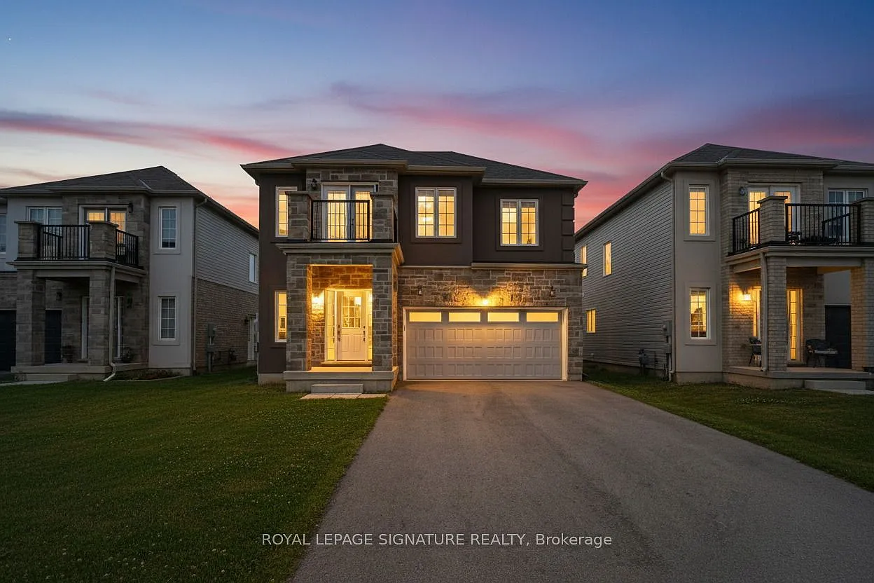 4 bed, $2,700 — Photo 1