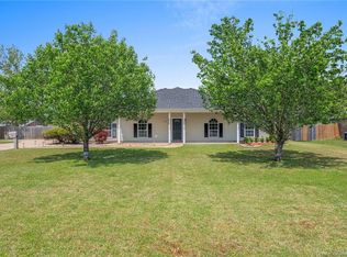 1570 Siouxan Dr, Lake Charles, LA 70611