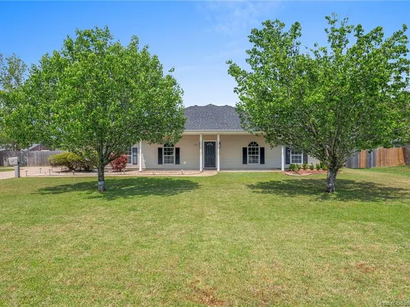 1570 Siouxan Dr, Lake Charles, LA 70611