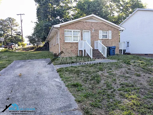 901 Elmira Ave Photo 1