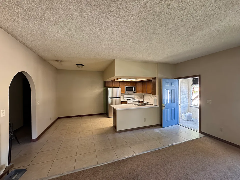1412 Santa Margarita St #E
