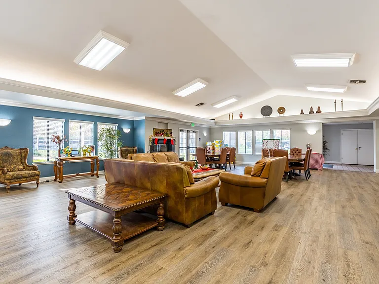 Creekside Village Senior Apartments — Photo 12
