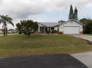 1395 Hegira St NW, Palm Bay, FL 32907
