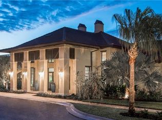 1835 Mustique St, Naples, FL 34120