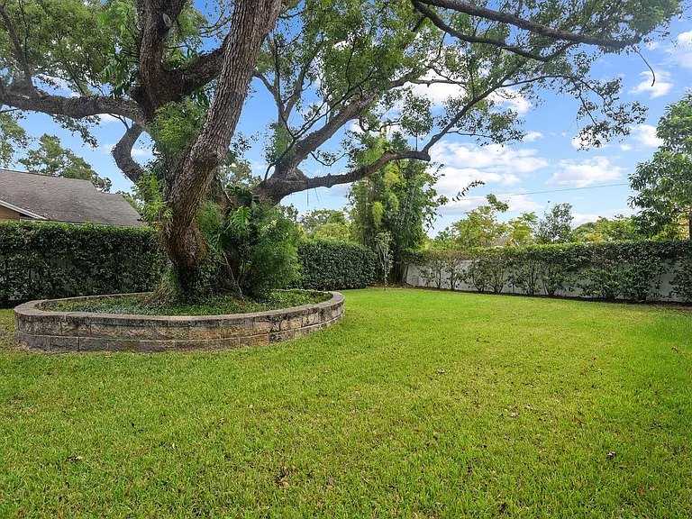 2607 Elizabeth Ave — Photo 30