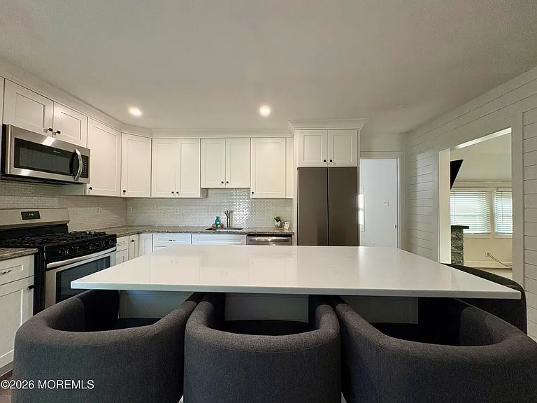628 Columbia Ave — Photo 5