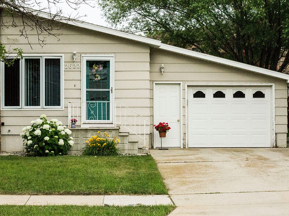1st image of 2622 Atlantic Dr S