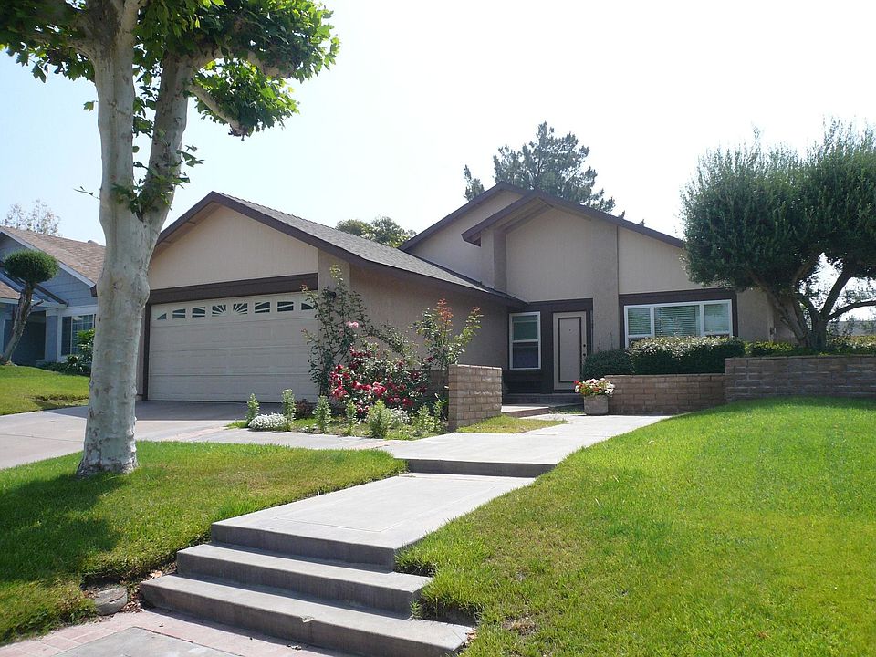 1st image of 6437 N Olive Ave