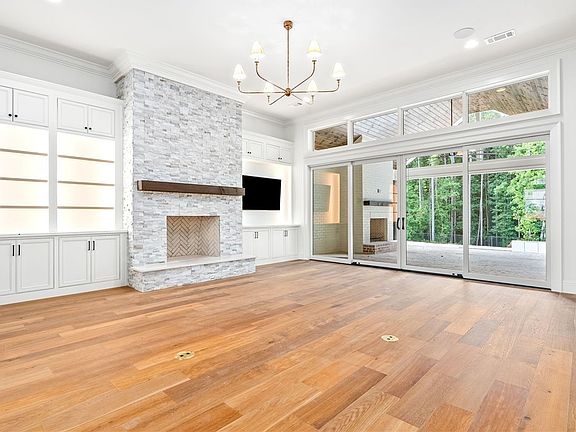 4th image of 6509 Fernwood Cir